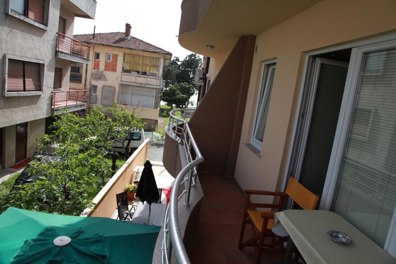 Apartments Elena Ohrid Bilik gambar