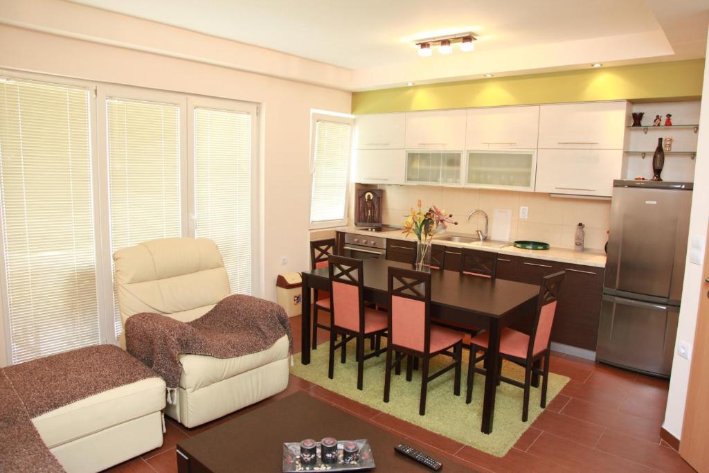 Apartments Elena Ohrid Bilik gambar